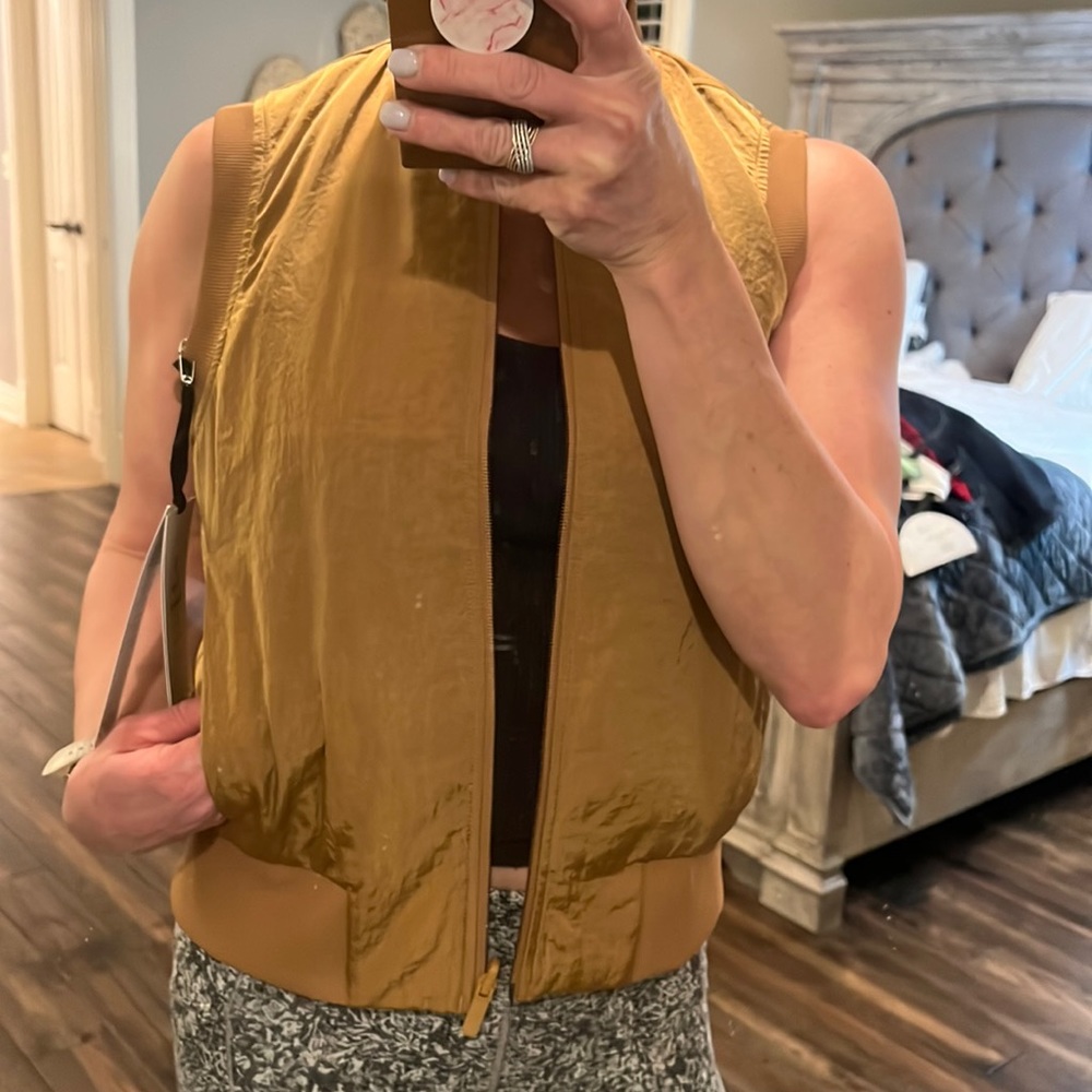 lululemon athletica Mustard Brown Lightweight Zip Vest